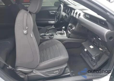 2016 Ford Mustang Ecoboost z USA, uszkodzony, nr VIN 1FA6P8TH9G5252810